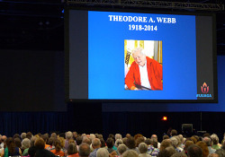 P1070990_TedWeb1_6x4x240