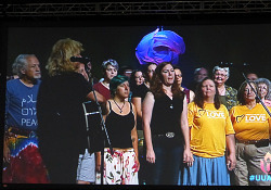 P1080028_LGBTlawPass8_6x4x240