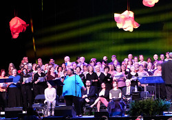 P1080157_6x4x240ChoirLastService