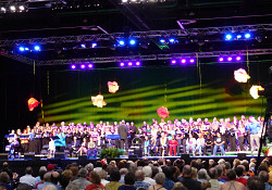 P1080161_LastSundayServiceChoir_6x4x240