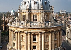 Radcliffe_Camera,_Oxford_-_Oct_2006
