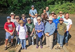 UU Parkway Cleanup Crew, 7-13-19